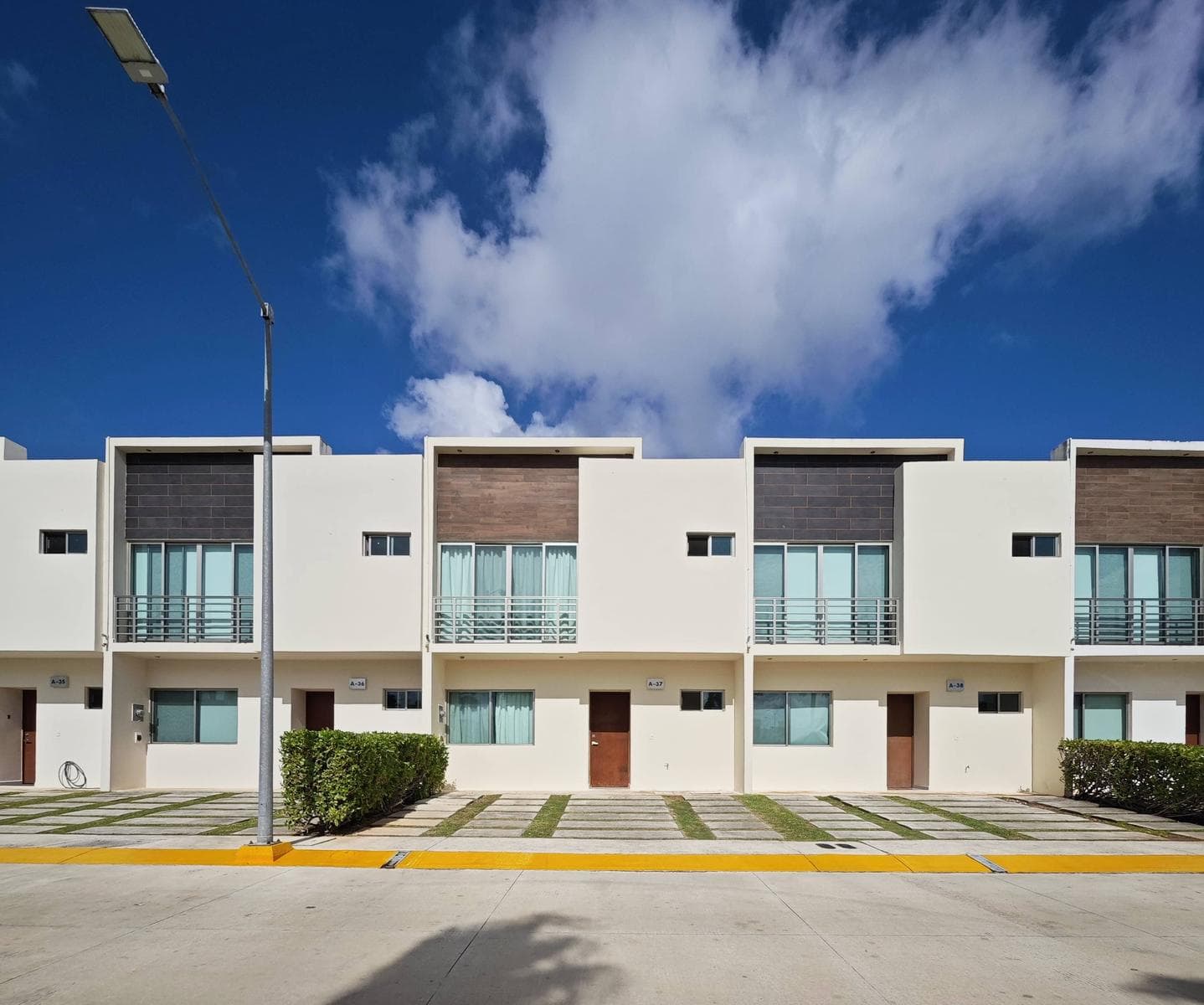 House for Sale, 3 Bedrooms, Av. Huayacan, Duke, Long Island, Cancun