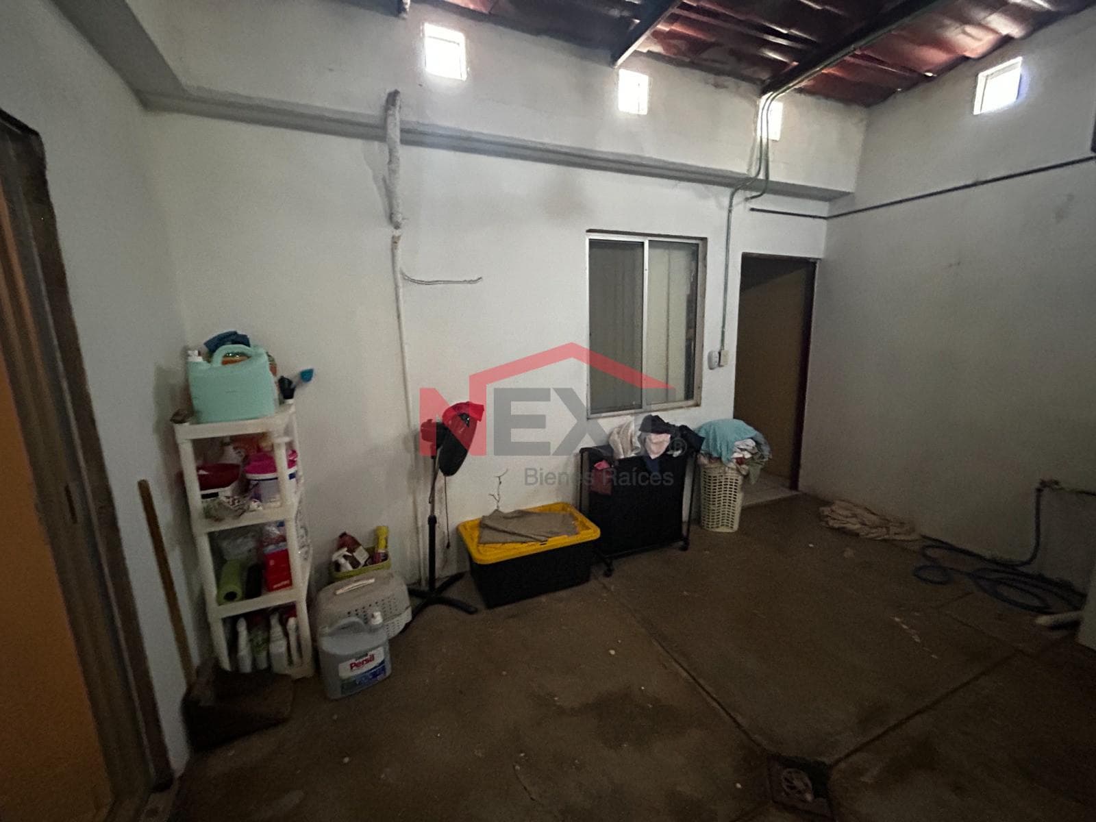HOUSE FOR SALE LOCATED IN THE PASEO ALAMEDA SUBDIVISION.