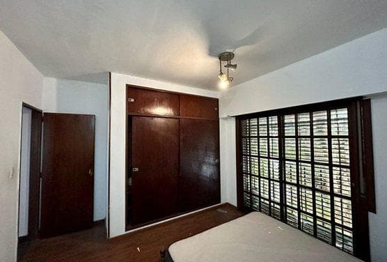 House in Villa Lynch