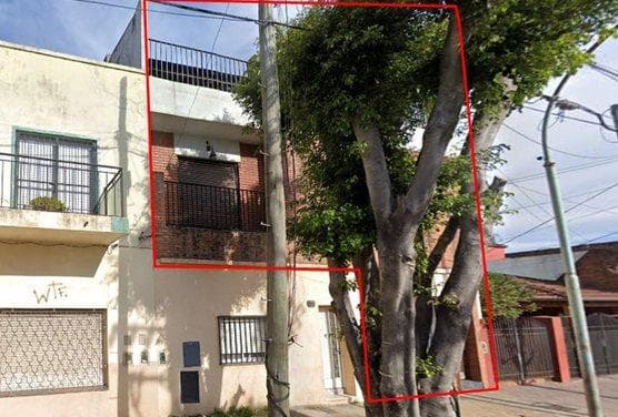 House in Villa Lynch