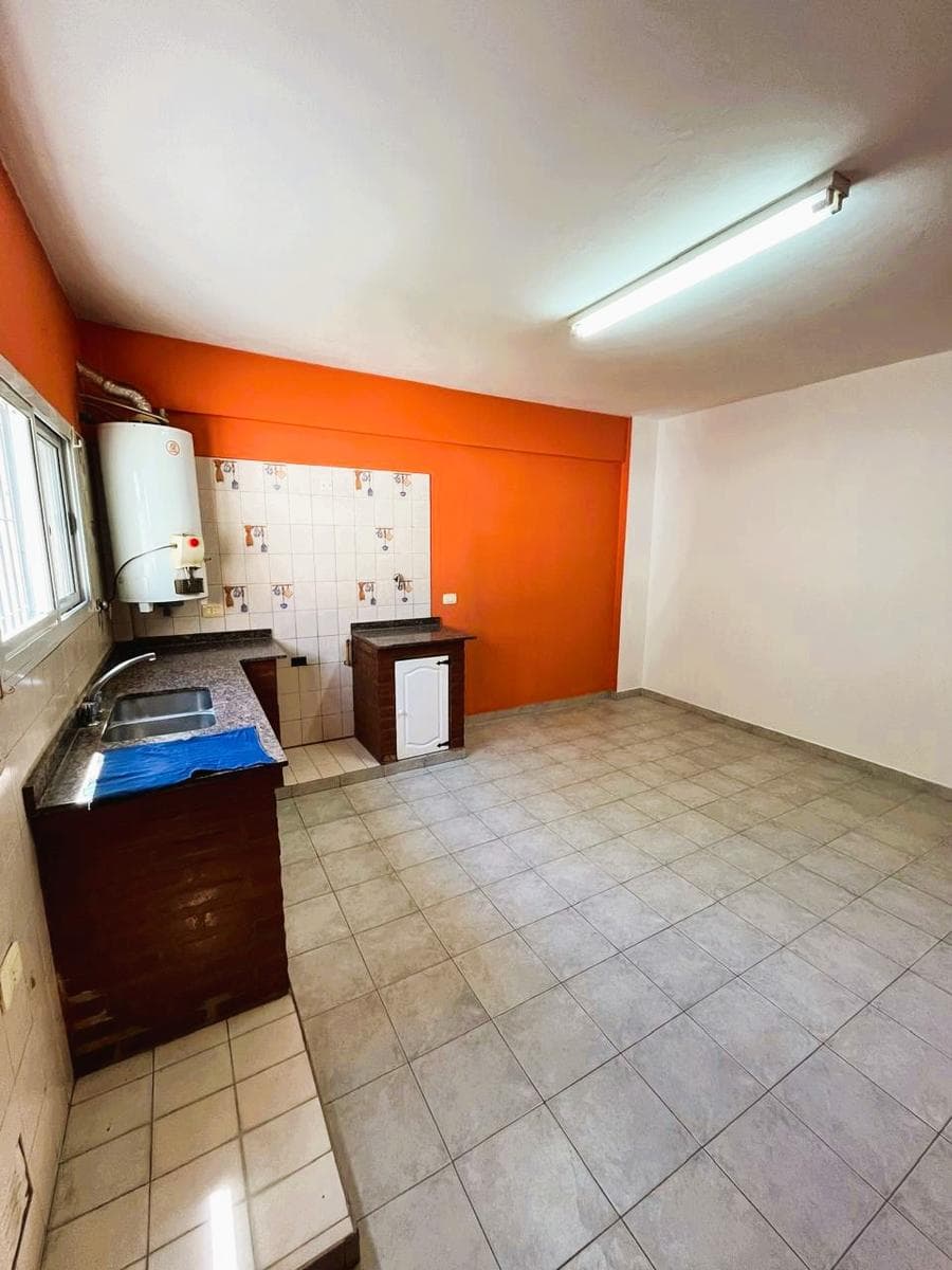 3-BEDROOM HOUSE FOR RENT WITH GARAGE IN PARQUE JOSE C PAZ