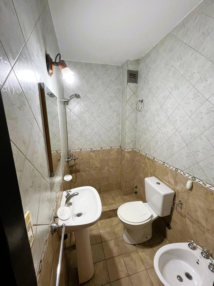3-BEDROOM HOUSE FOR RENT WITH GARAGE IN PARQUE JOSE C PAZ