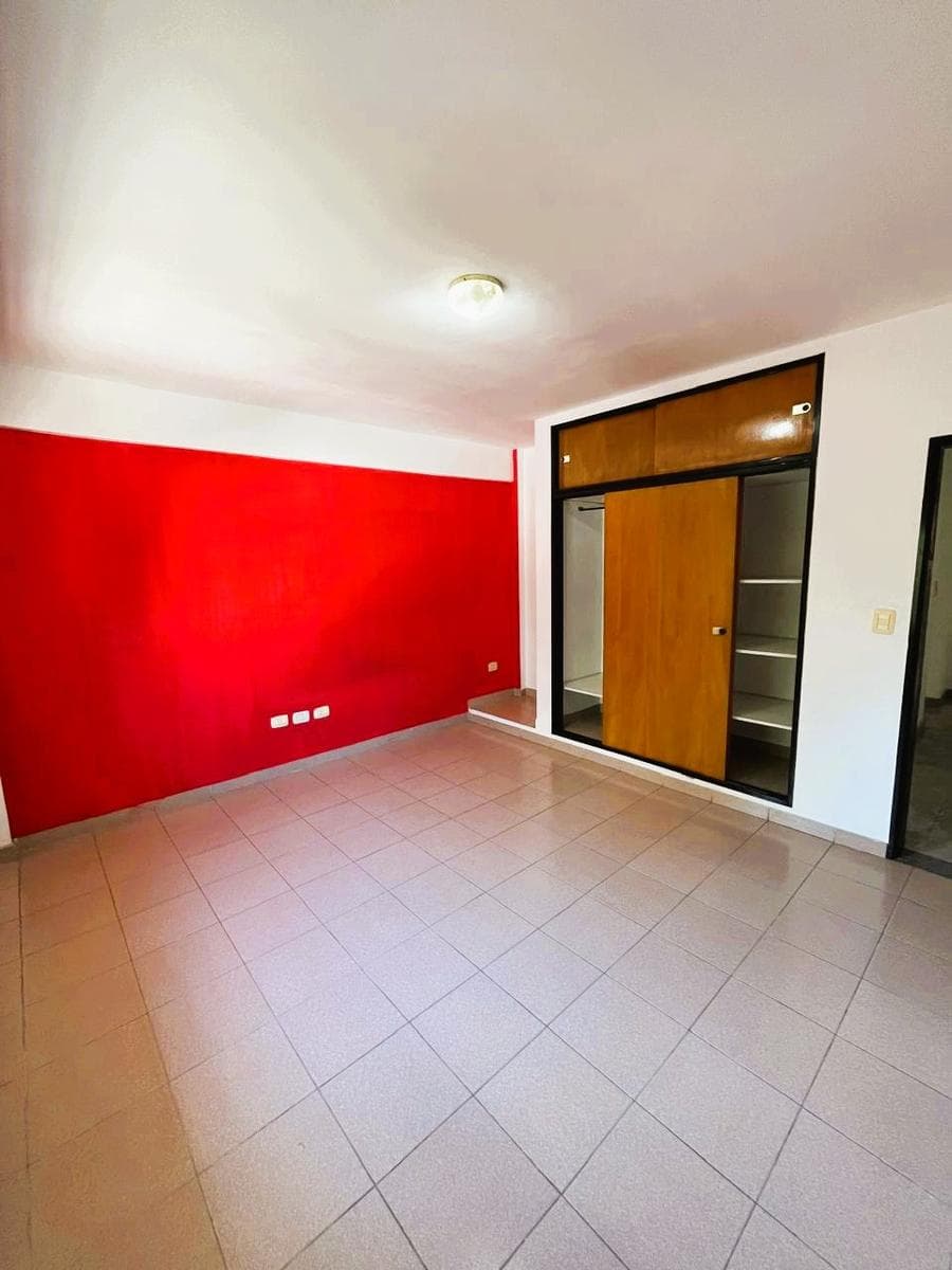 3-BEDROOM HOUSE FOR RENT WITH GARAGE IN PARQUE JOSE C PAZ
