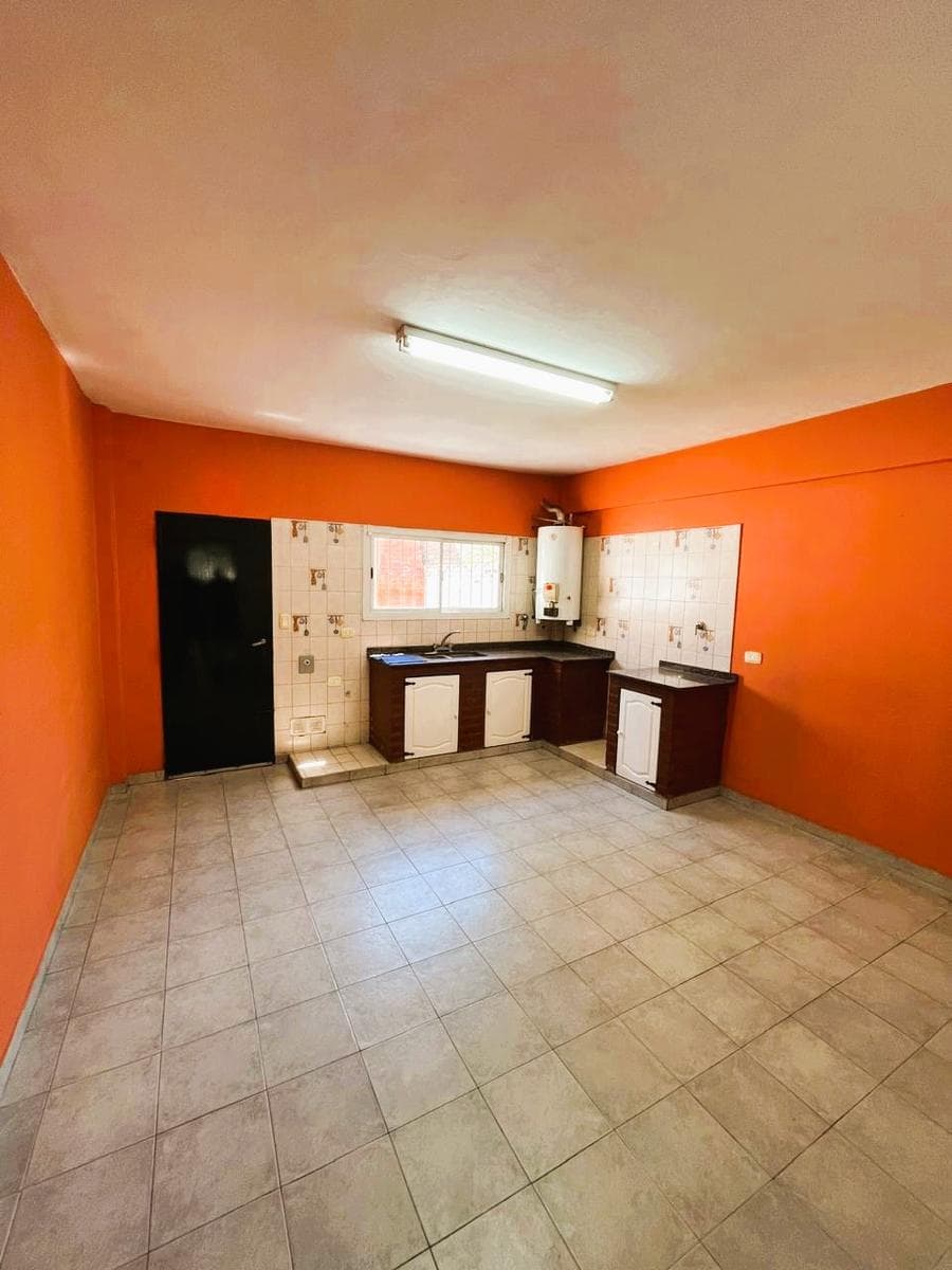 3-BEDROOM HOUSE FOR RENT WITH GARAGE IN PARQUE JOSE C PAZ