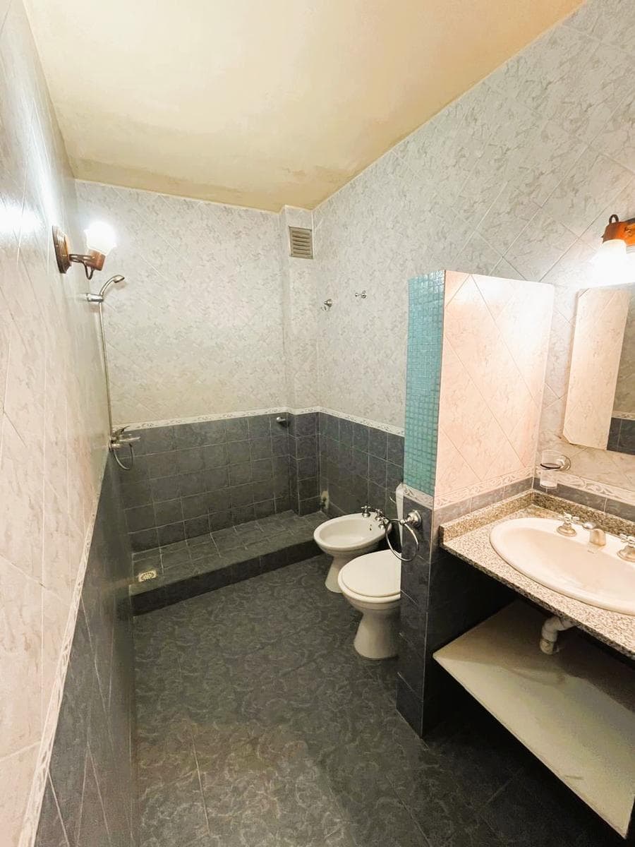3-BEDROOM HOUSE FOR RENT WITH GARAGE IN PARQUE JOSE C PAZ