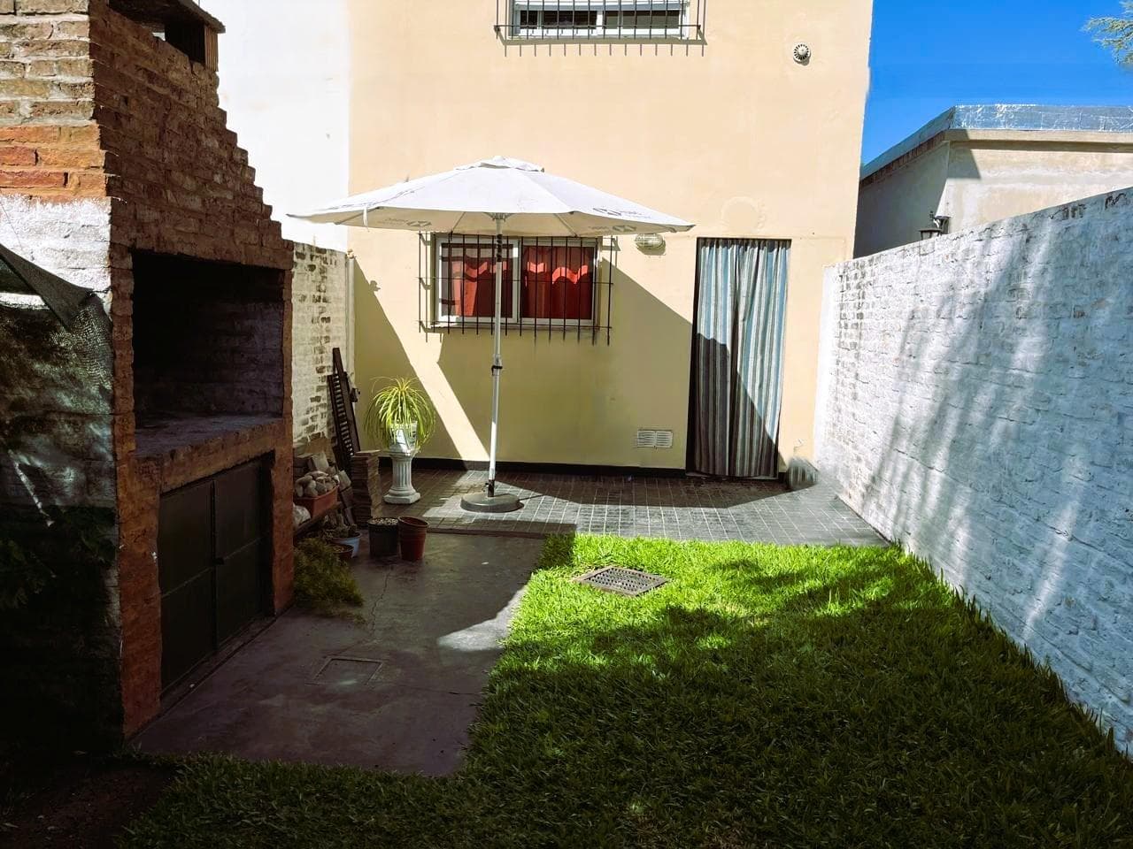3-BEDROOM HOUSE FOR RENT WITH GARAGE IN PARQUE JOSE C PAZ