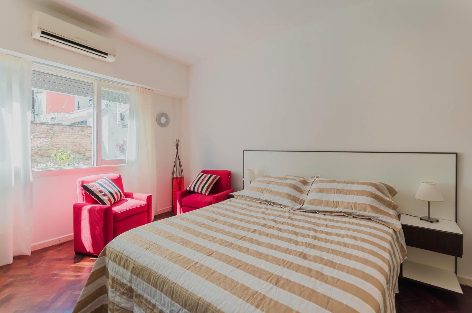 Furnished studio apartment for short-term rent in Caballito