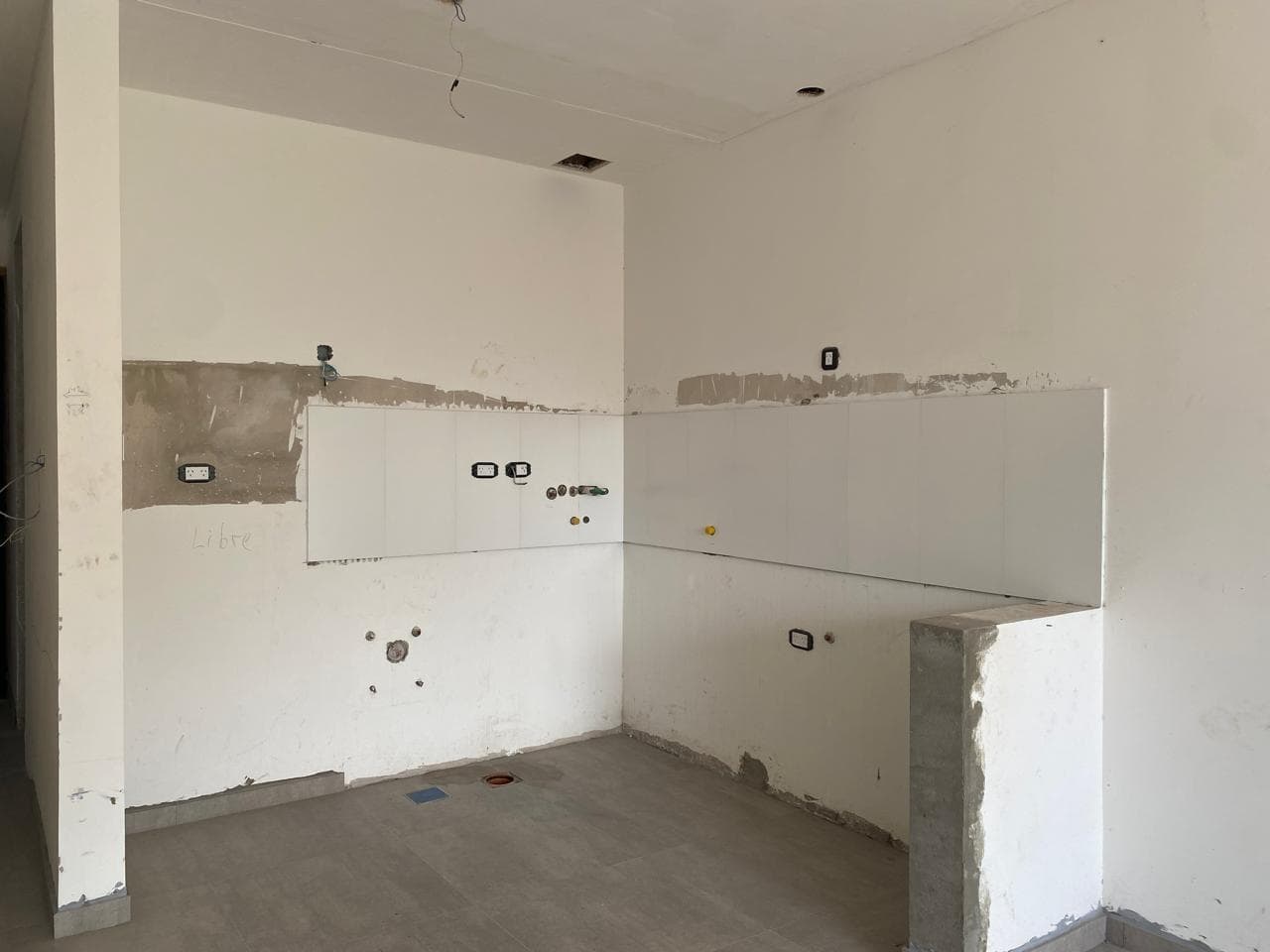 Brand-New Studio Apartment with Grill