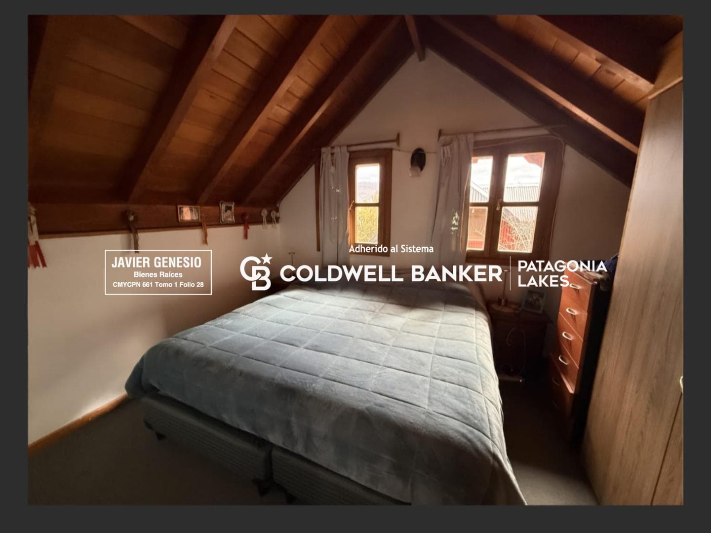 House for SALE in San Martín de los Andes: two bedrooms plus a 20-square-meter office.