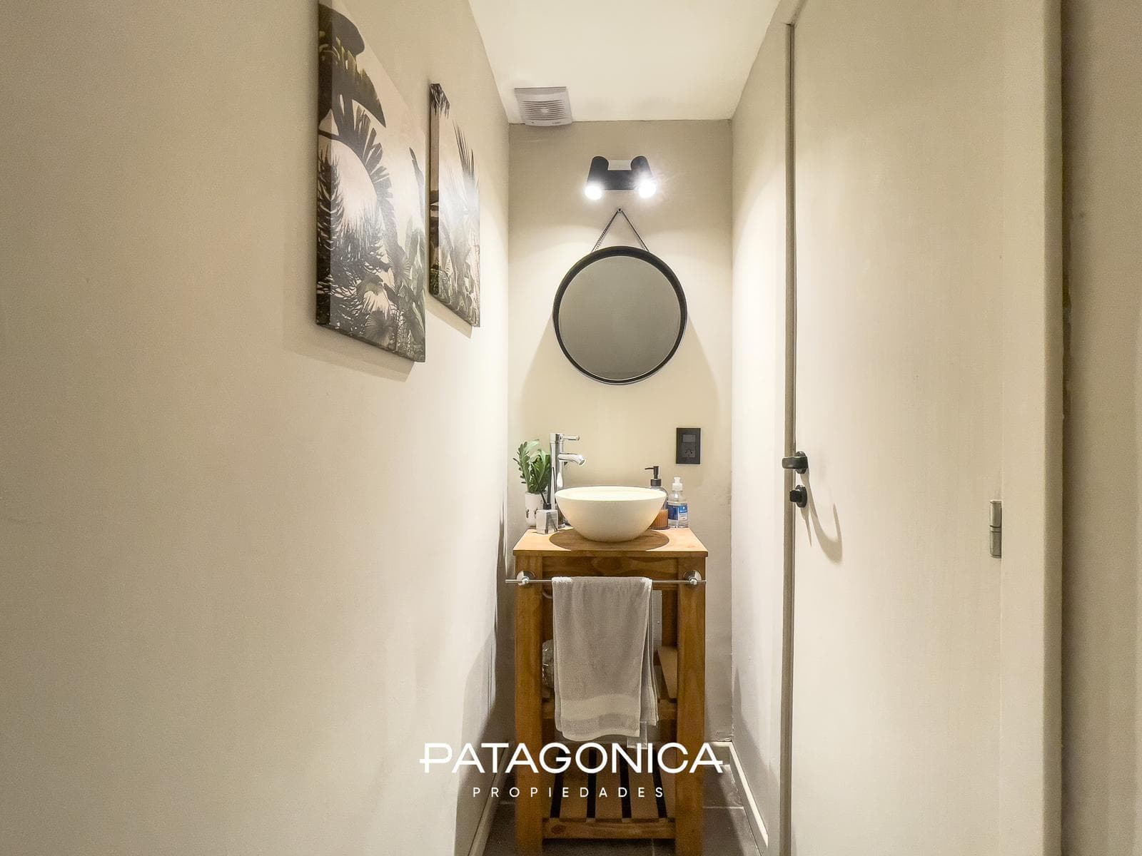 3-room apartment with a garden. All utilities included. Fully equipped