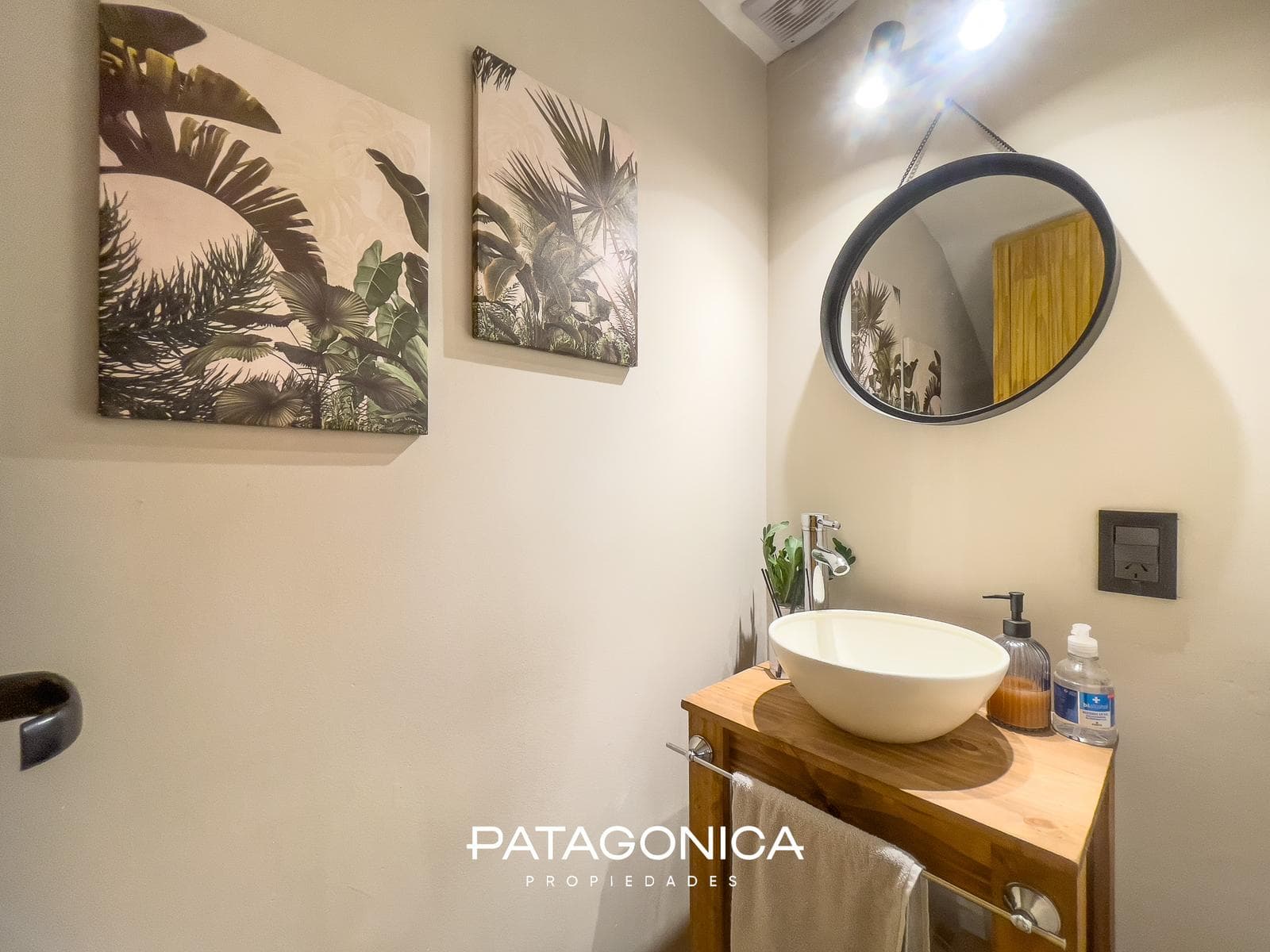 3-room apartment with a garden. All utilities included. Fully equipped