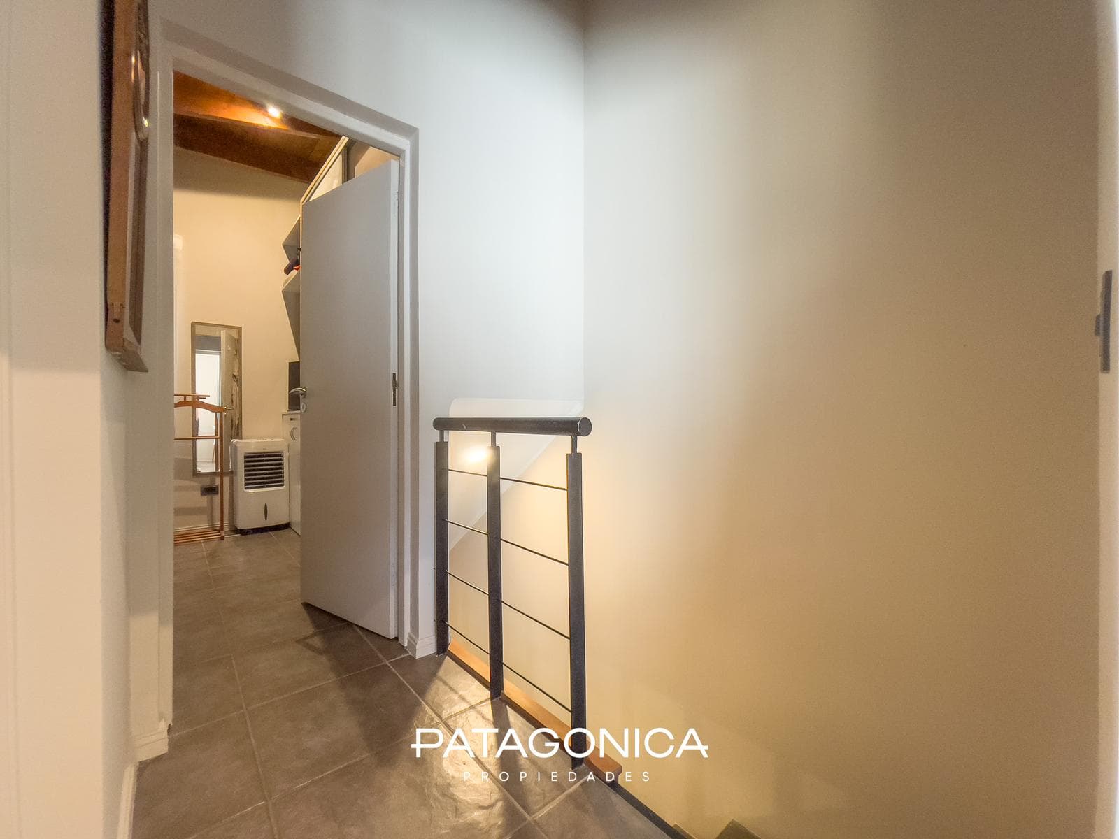 3-room apartment with a garden. All utilities included. Fully equipped