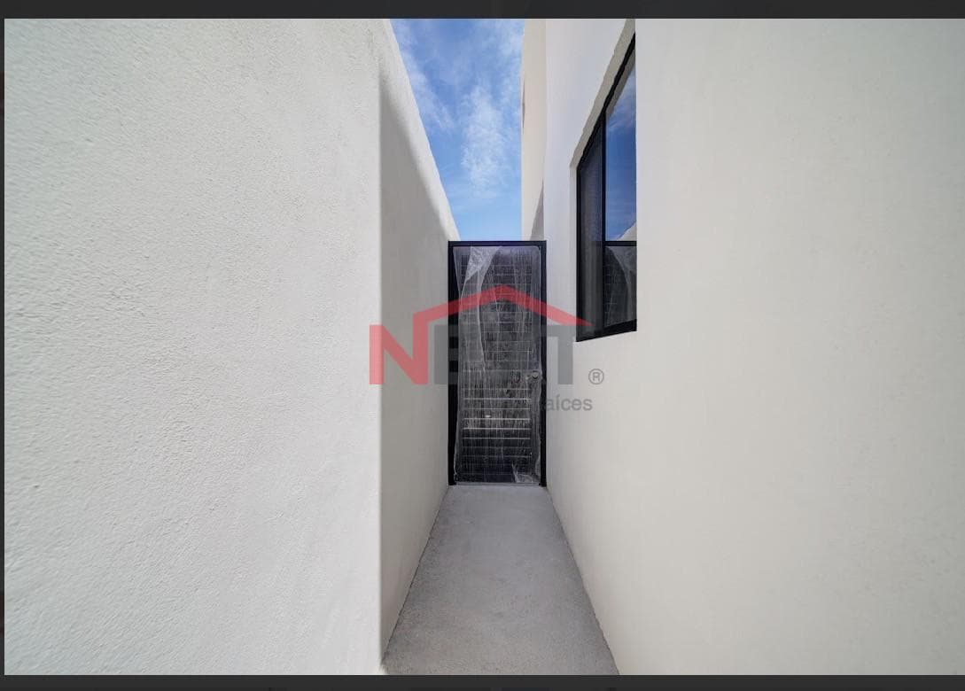 House for Sale in Montalia | With a bedroom on the ground floor and solar panels | 1 block from Valdés Sánchez