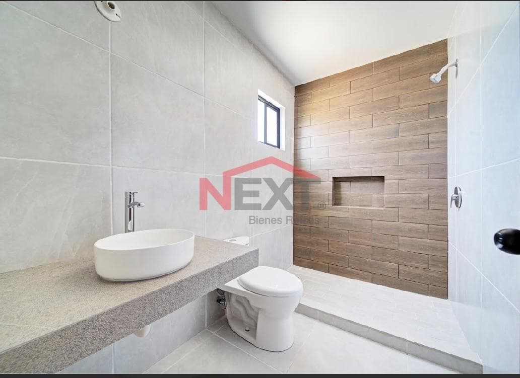 House for Sale in Montalia | With a bedroom on the ground floor and solar panels | 1 block from Valdés Sánchez