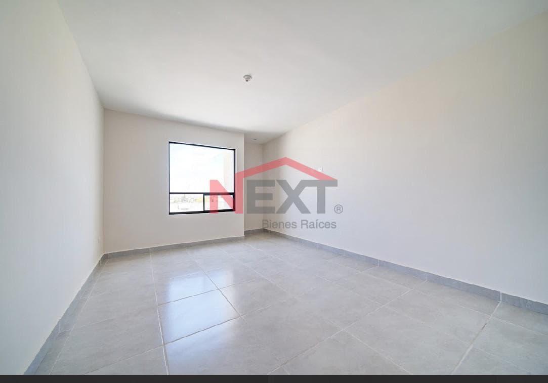 House for Sale in Montalia | With a bedroom on the ground floor and solar panels | 1 block from Valdés Sánchez