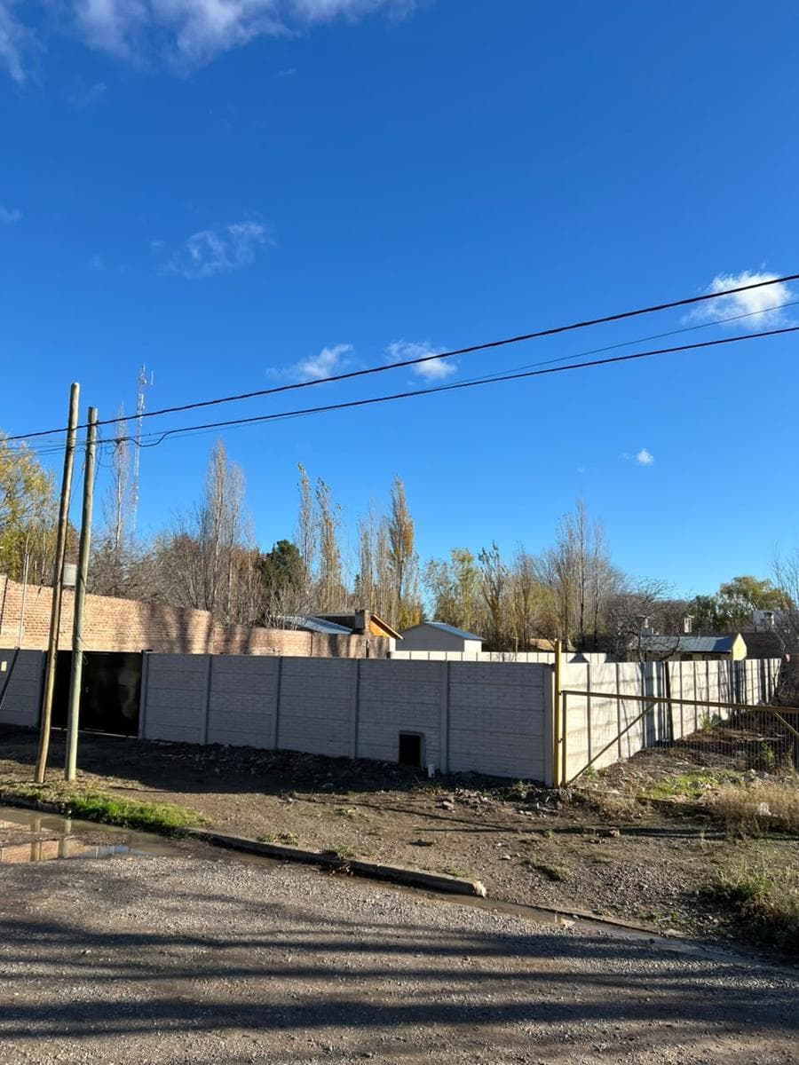 Land for Sale with Great Development Potential – Plottier