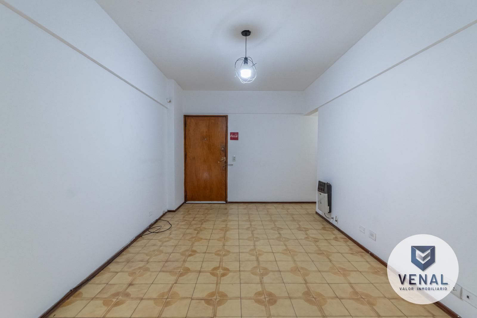 Apartment for Sale in Colegiales: 3-room apartment with garage, just a few meters from Elcano Avenue, 61 m²