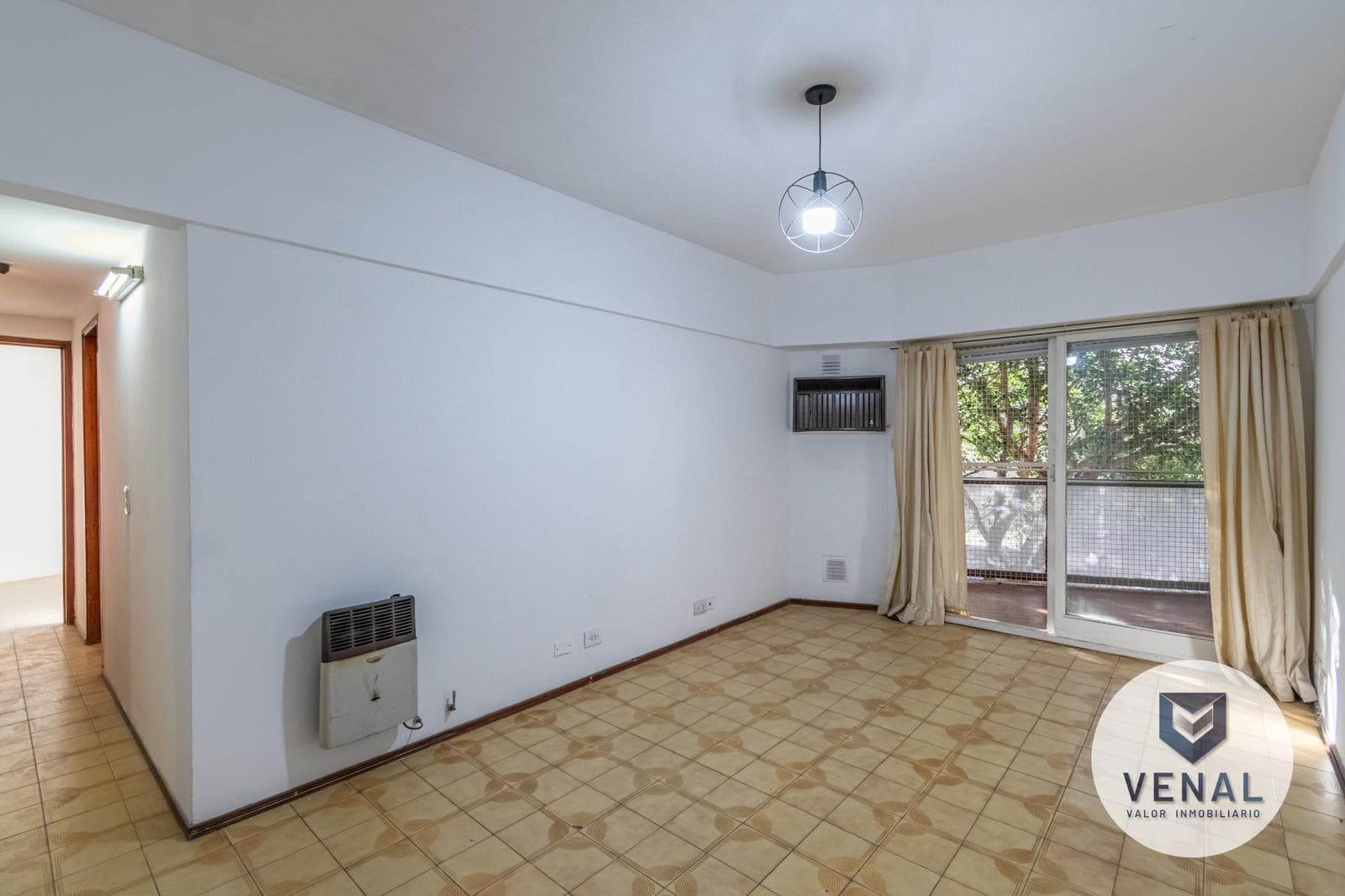 Apartment for Sale in Colegiales: 3-room apartment with garage, just a few meters from Elcano Avenue, 61 m²