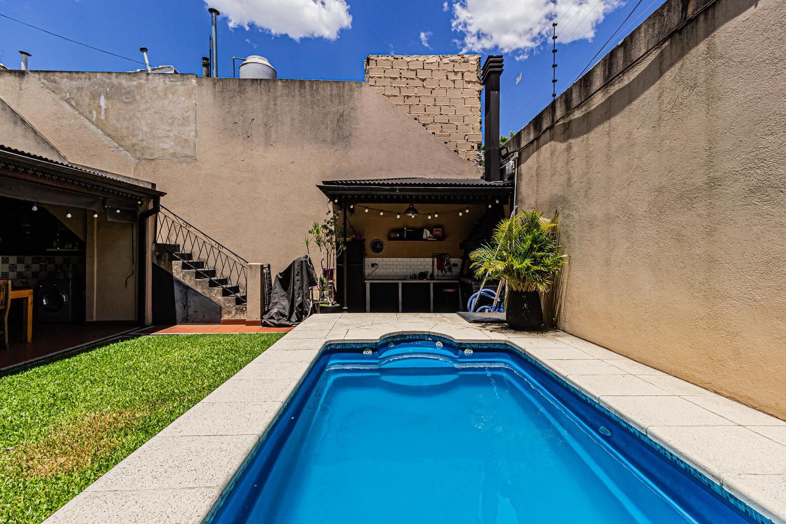 4-room house for sale with pool, barbecue, and porch, Liniers