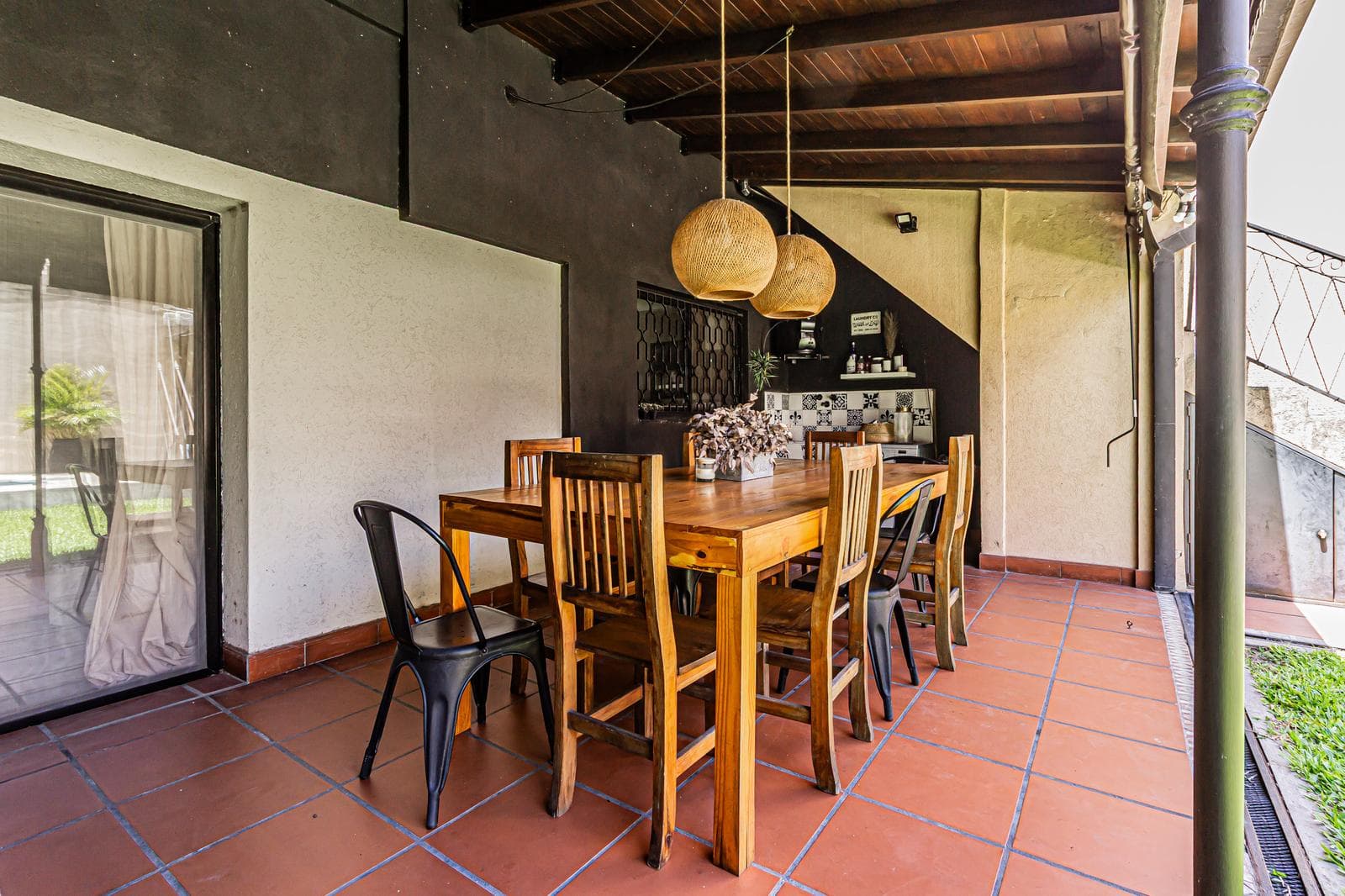 4-room house for sale with pool, barbecue, and porch, Liniers