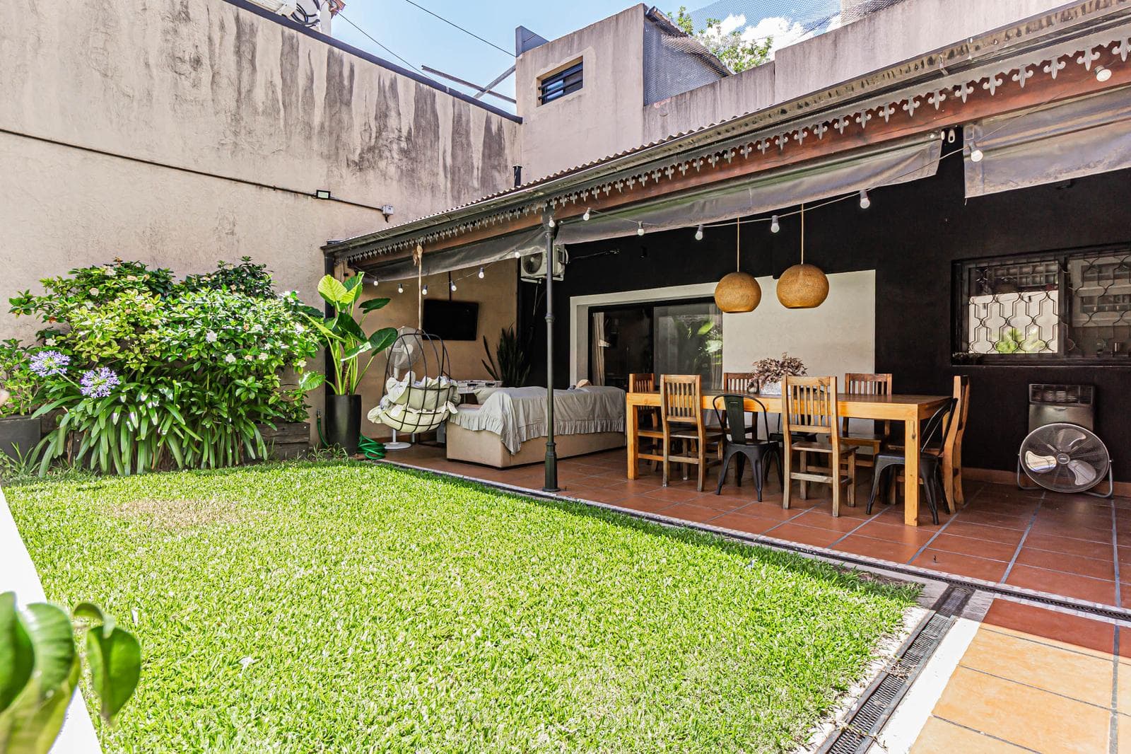 4-room house for sale with pool, barbecue, and porch, Liniers