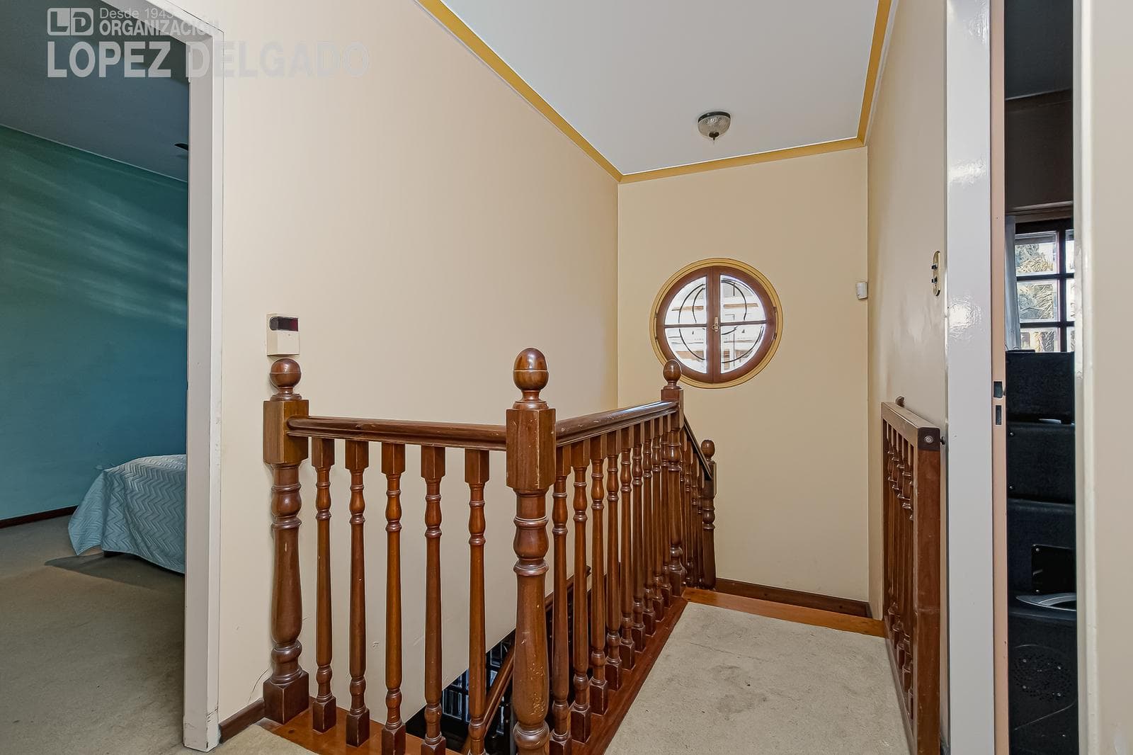 4-room house with a guest house, garden, and pool in Villa del Parque