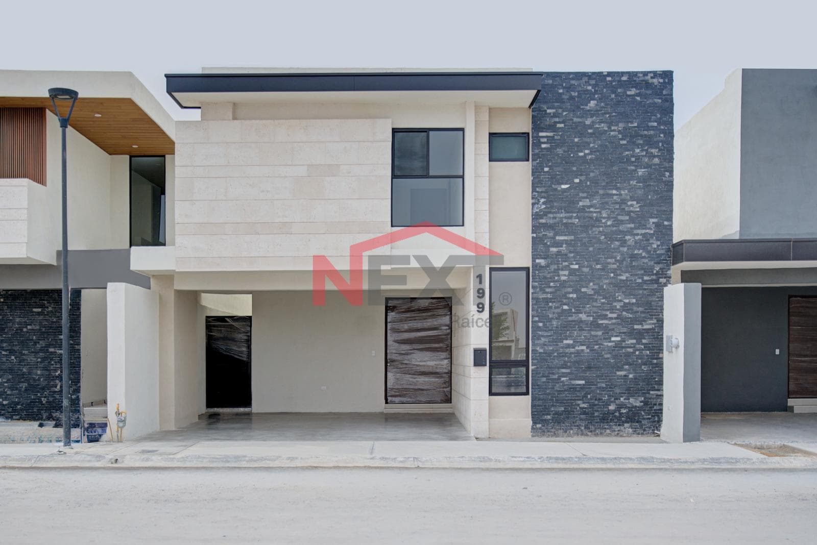 House for Rent in Seterra | 4 Bedrooms | Fully Equipped | 3 Minutes from the Saltillo Country Club