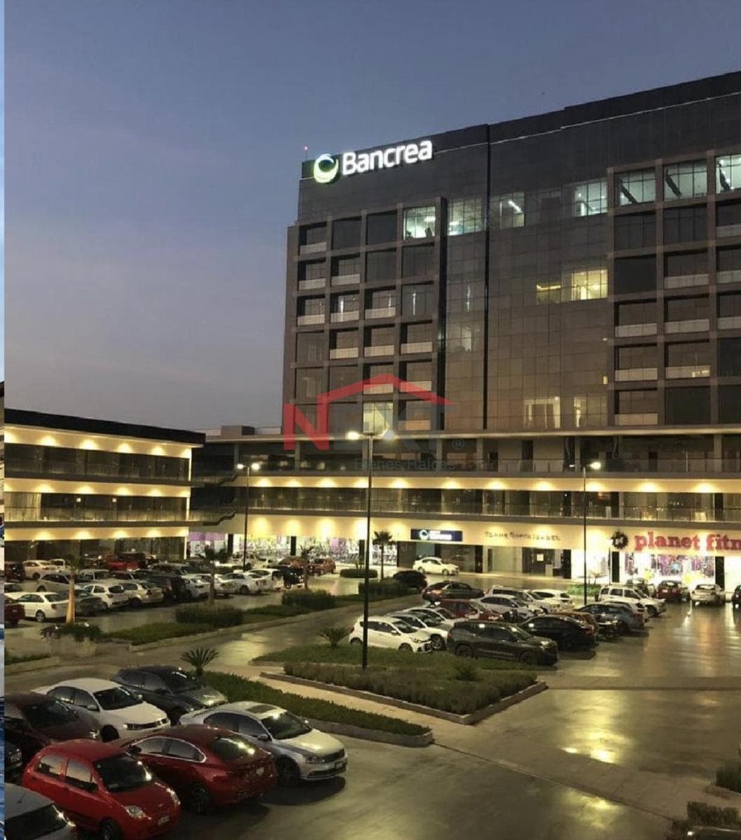 Corporate Office for Rent | 10th Floor | Santa Isabel Tower | 83.24 m²