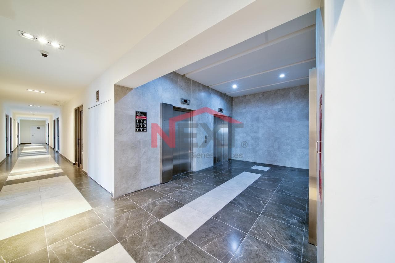 Corporate Office for Rent | 10th Floor | Santa Isabel Tower | 83.24 m²