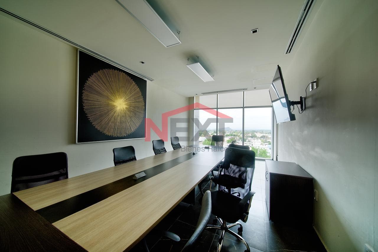 Corporate Office for Rent | 10th Floor | Santa Isabel Tower | 83.24 m²