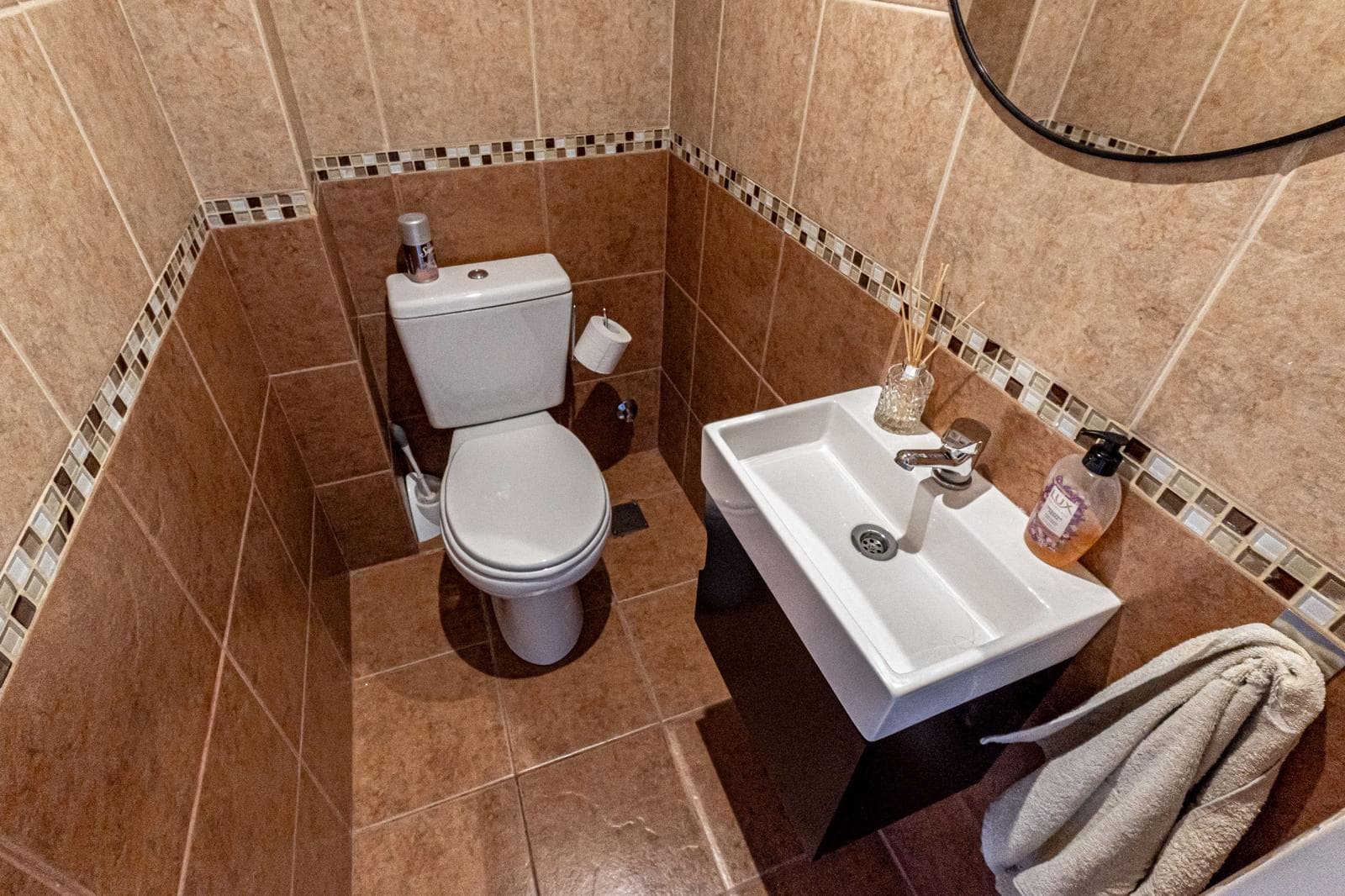 4-room apartment with a terrace—For Sale