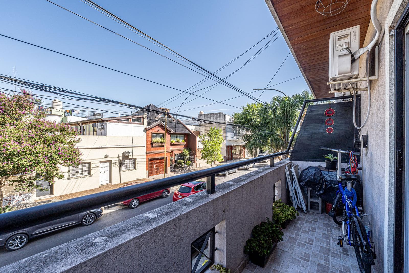4-room apartment with a terrace—For Sale