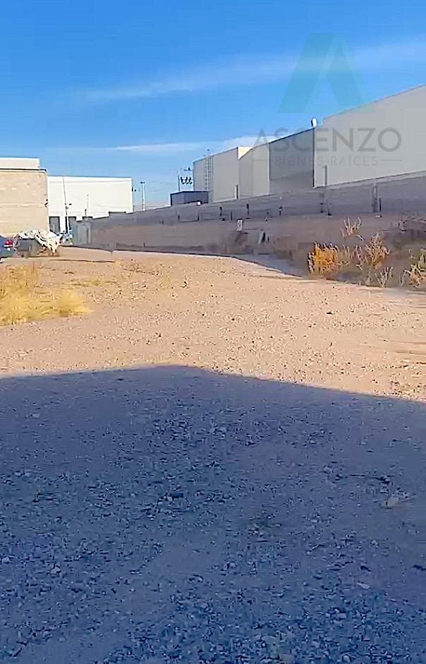 Great Opportunity! Land for Rent for Industrial and Commercial Use in the Industrias and Luhenr Areas