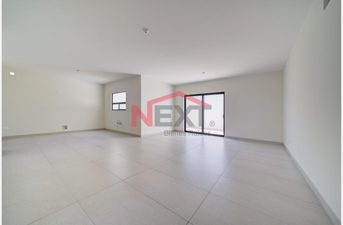 House for Sale in Privanza Calizas | 3 Minutes from the Country Club | 6 Solar Panels | Garden with Bar and Grill