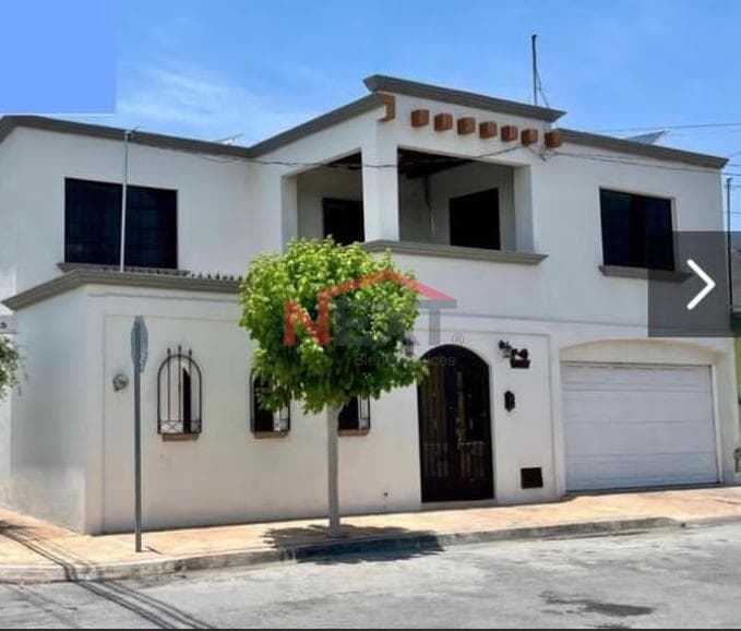Corner House for Rent in Jardines Coloniales