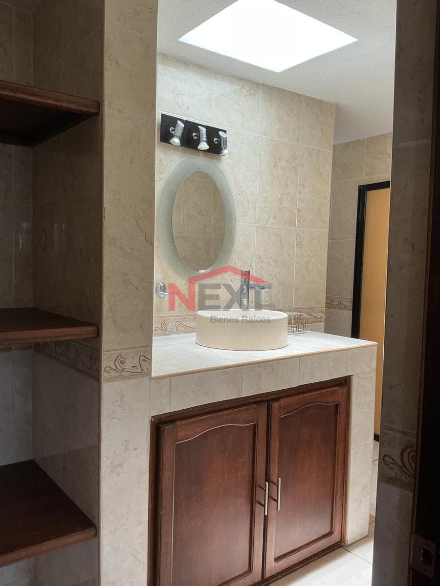 Corner House for Rent in Jardines Coloniales