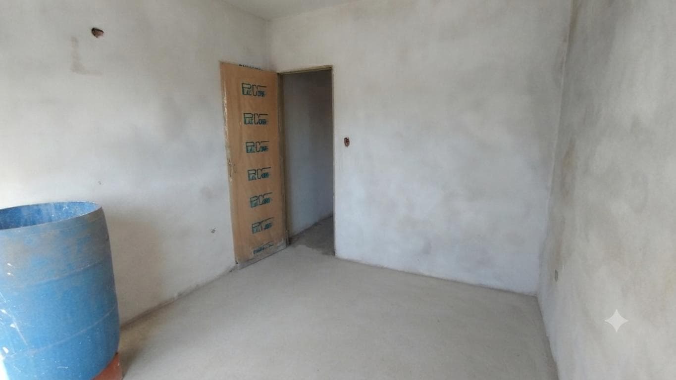 House for Sale: 3 bedrooms plus a spacious apartment on a large lot in MONTE GRANDE