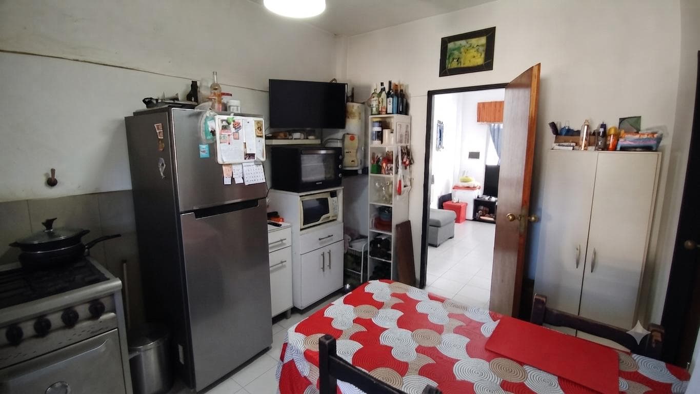 House for Sale: 3 bedrooms plus a spacious apartment on a large lot in MONTE GRANDE