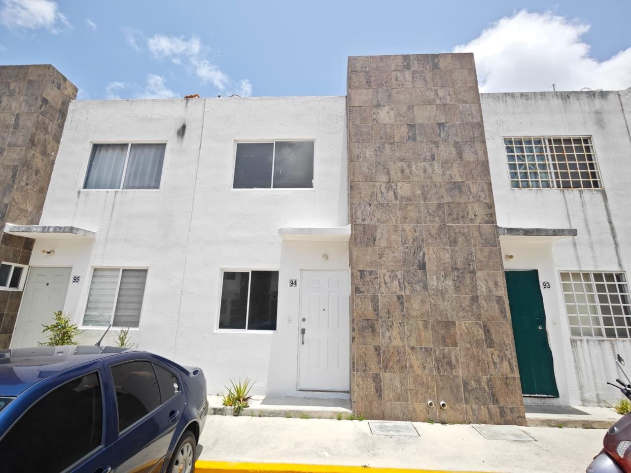 HOUSE FOR SALE IN OLIVOS, PLAYA DEL CARMEN