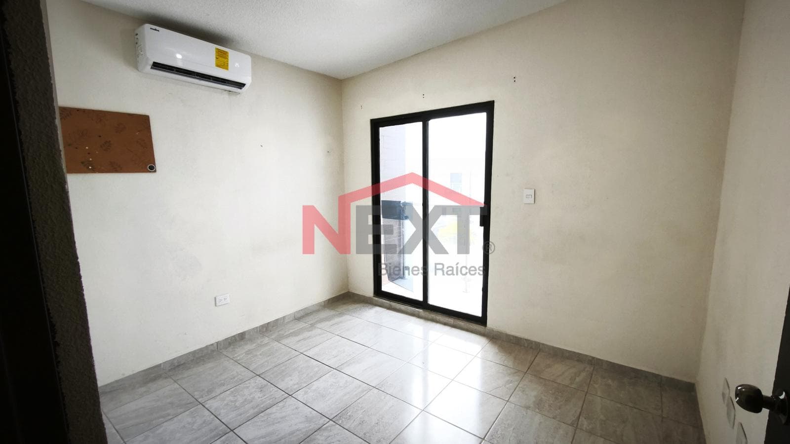 HOUSE FOR RENT IN ACACIA RESIDENCIAL, CATALINAS SECTION