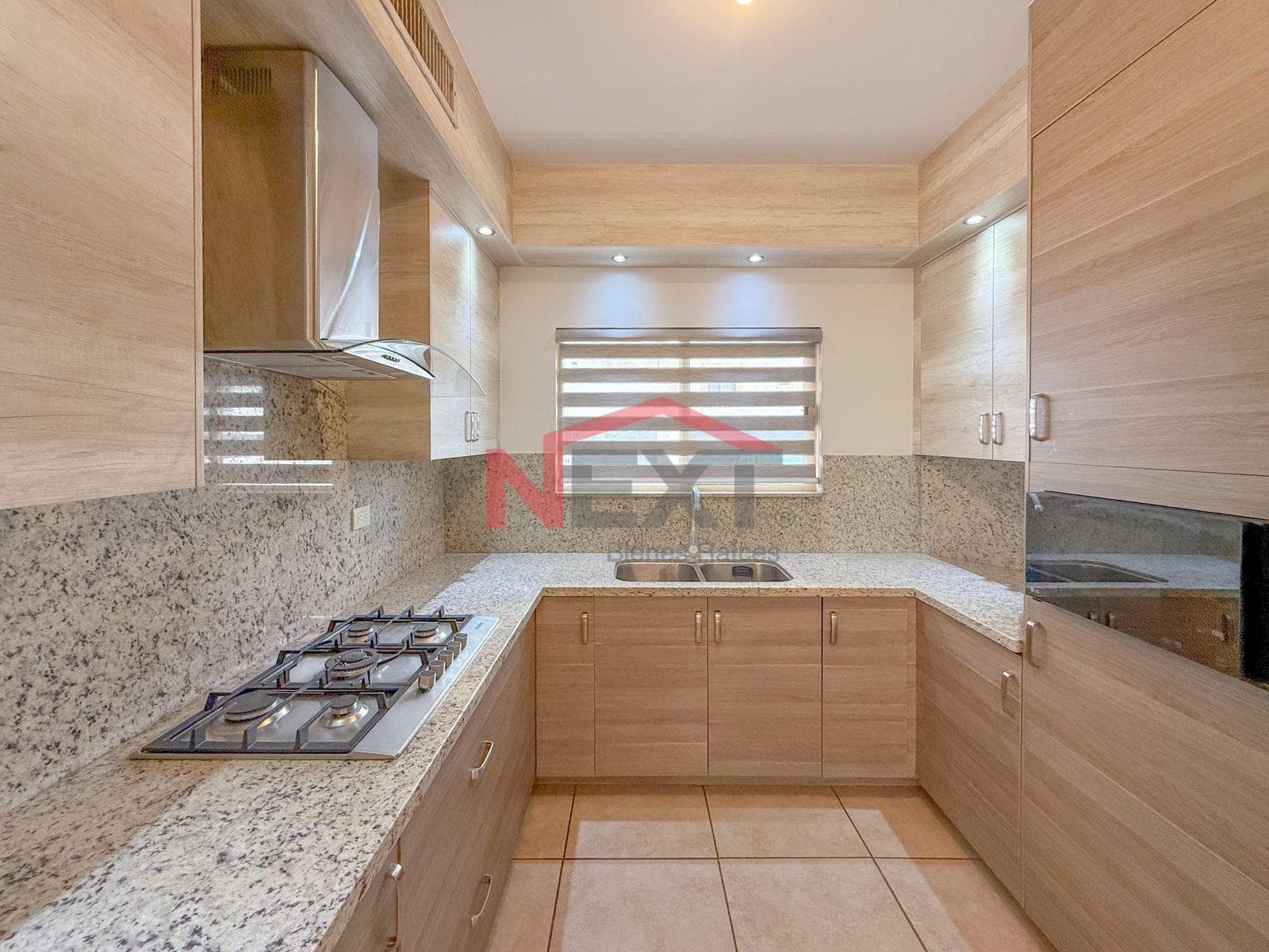 HOUSE FOR RENT IN THE ALTA FIRENZE RESIDENTIAL AREA