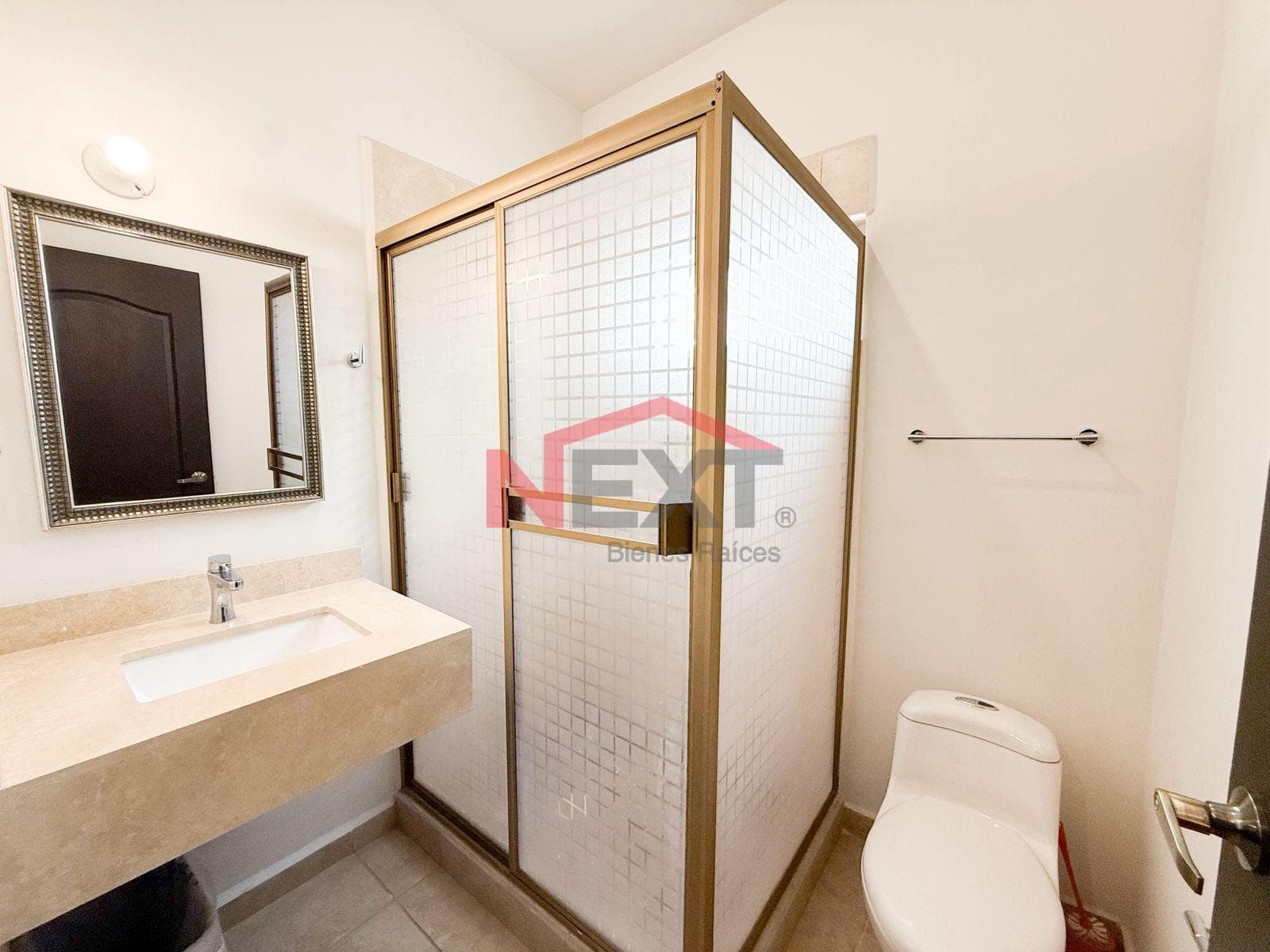 HOUSE FOR RENT IN THE ALTA FIRENZE RESIDENTIAL AREA
