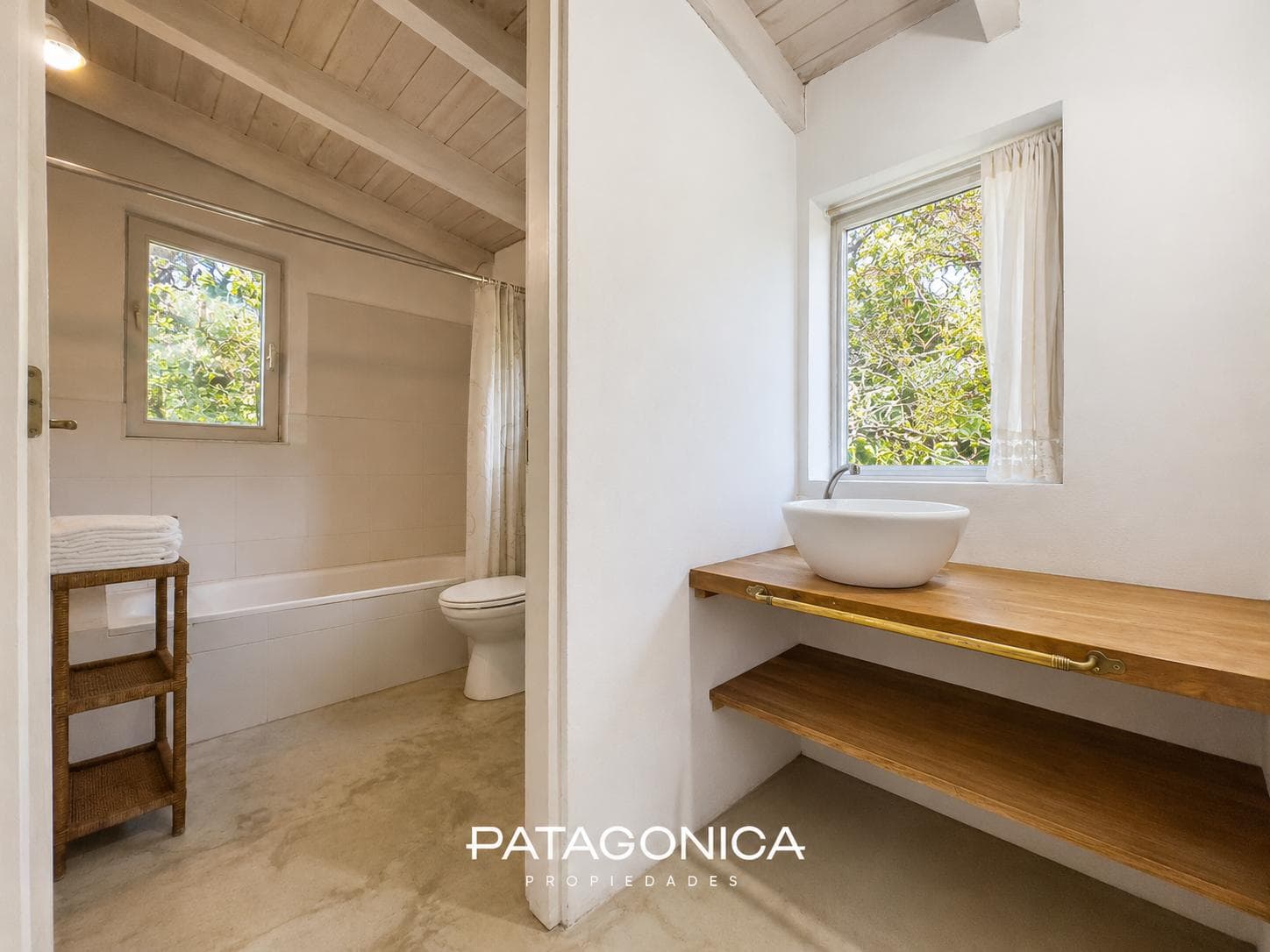 HOUSE FOR SALE WITH 2 SEPARATE UNITS: APARTMENT + LOFT, LAS BALSAS, VILLA LA ANGOSTURA