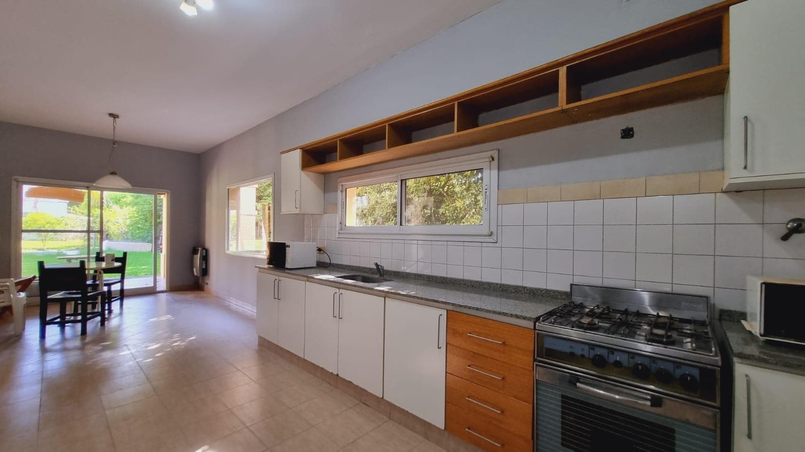 House in Ombues de Hudson