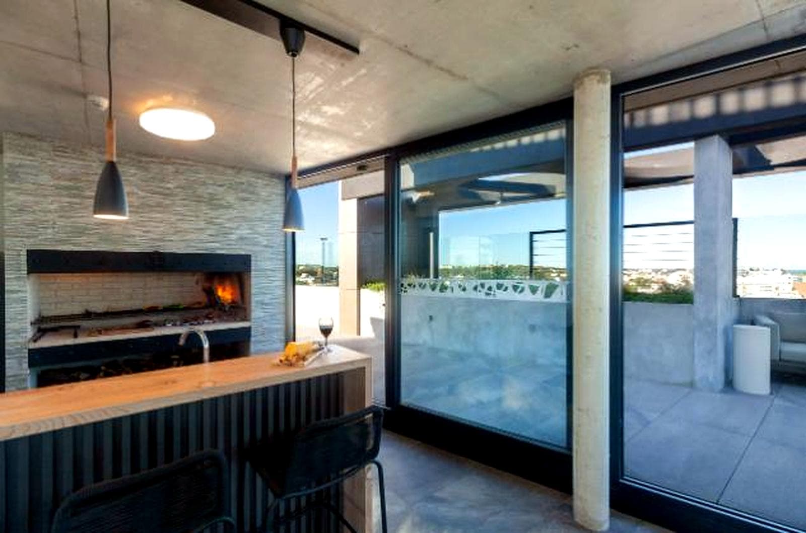 Studio Apartment for Sale with Terrace in Malvin -With Rental Income-