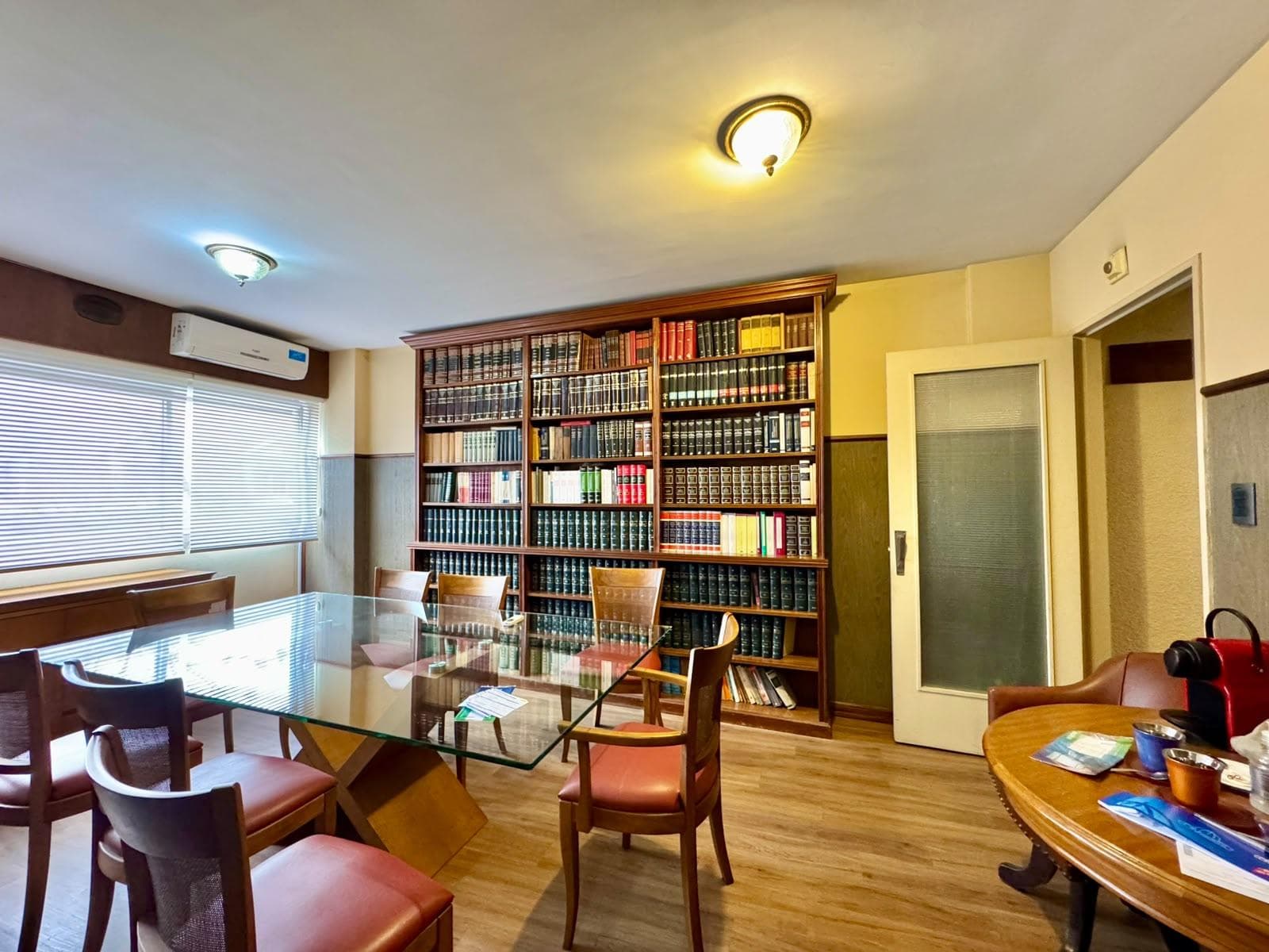 Rivadavia, Martin, and Omarr - Spacious office with 4 offices and a meeting room - For Rent