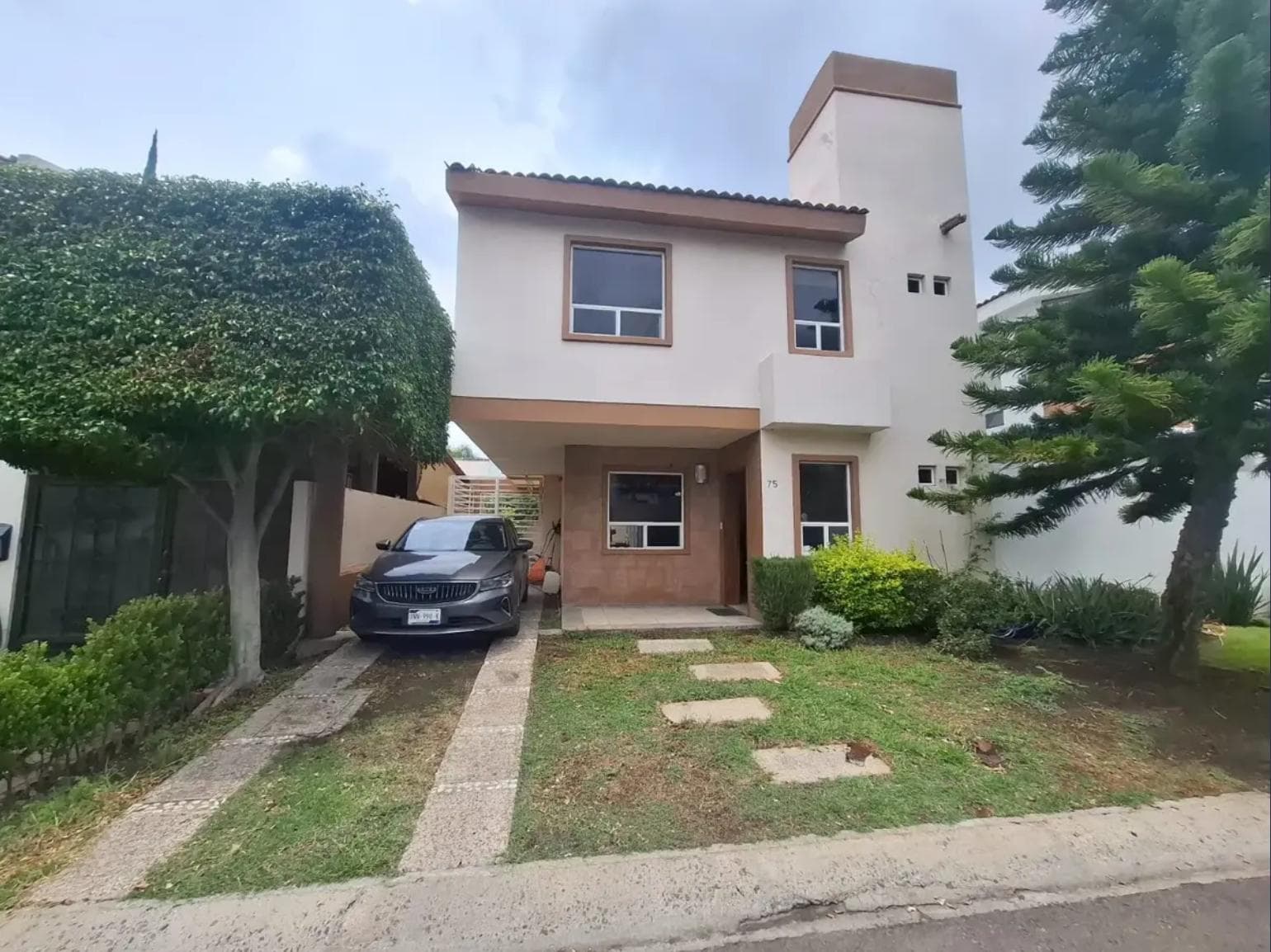 House in the Real del Bosque Subdivision