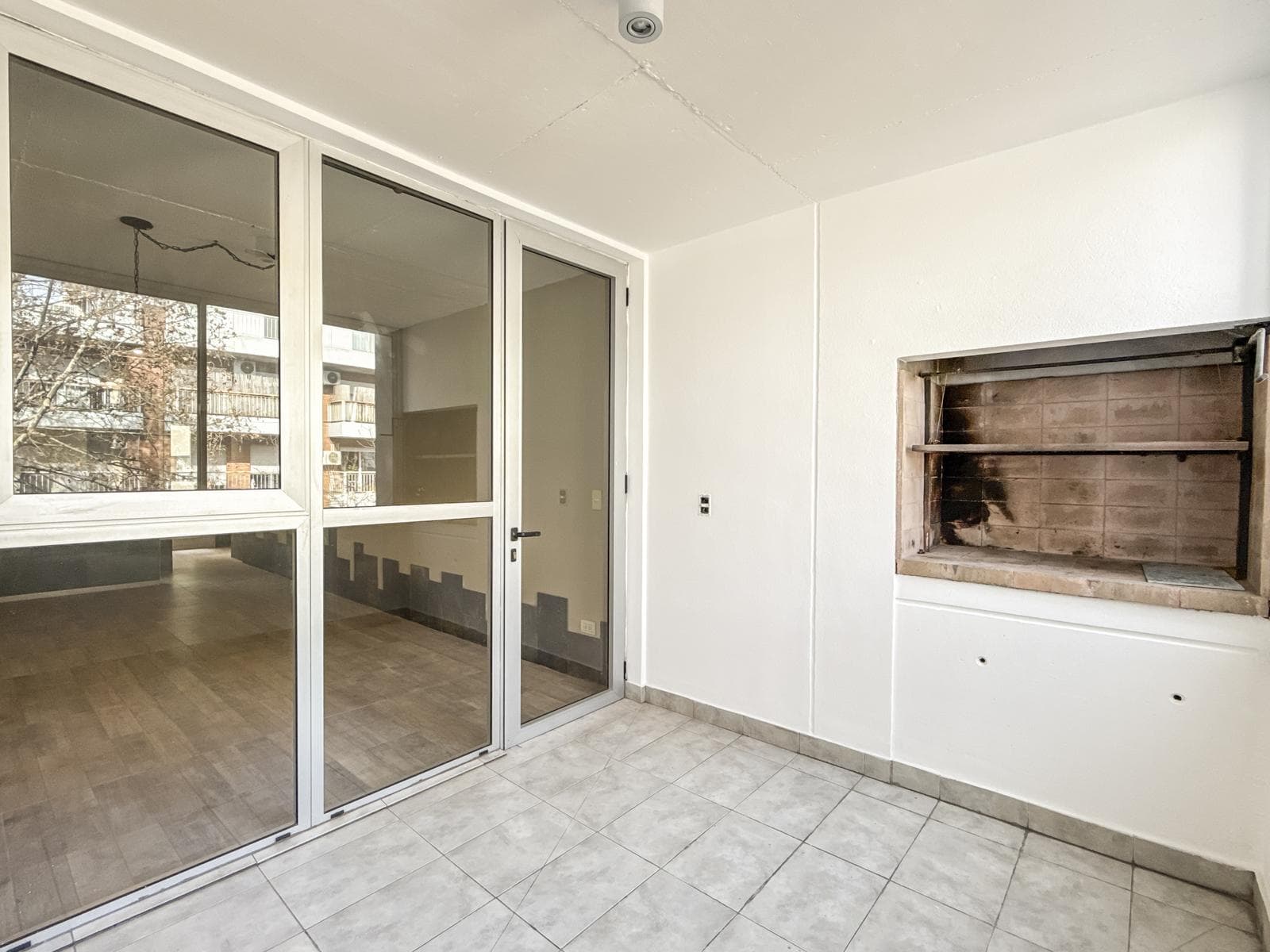 2-room apartment for sale with a covered parking space