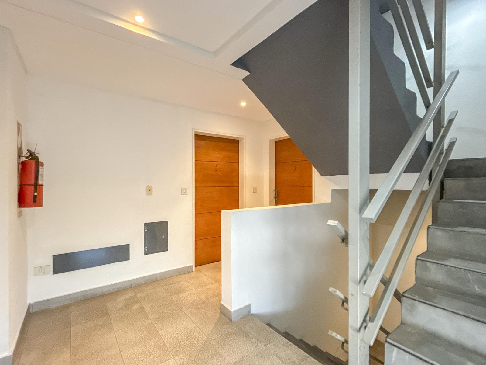 2-room apartment for sale with a covered parking space