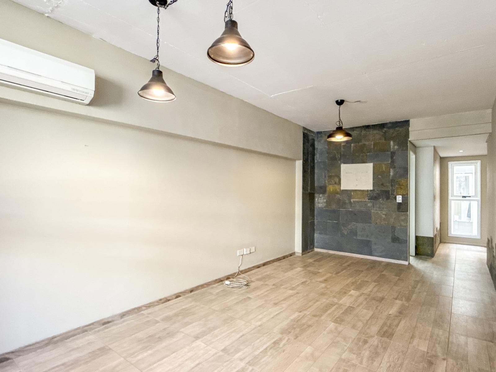 2-room apartment for sale with a covered parking space